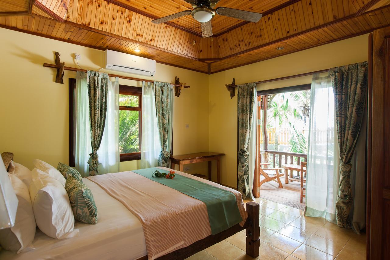 Anse Severe Beach Villas ลาดิก ภายนอก รูปภาพ